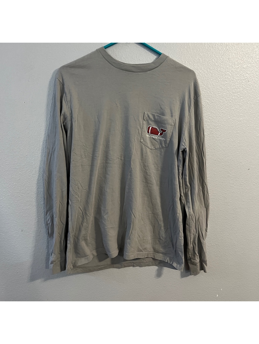 Vineyard Vines Football Whale Shirt Mens S Gray Long Sleeve Pocket Tee